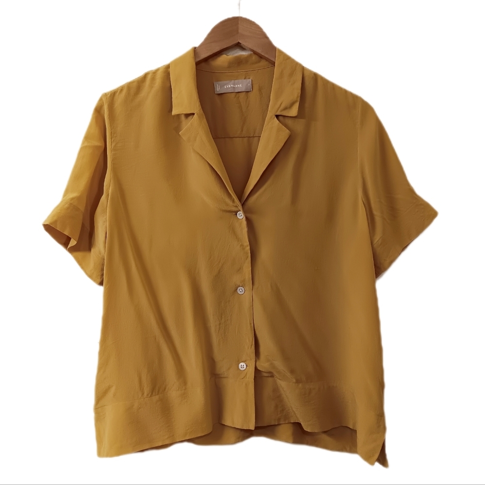 Everlane | The Clean Silk Shortsleeve Notch Shirt | Size 6